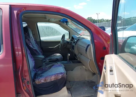 2006 Nissan Frontier Crew Cab Le/Se/Off Road из США, поврежденный, VIN 1N6AD07U66C404913